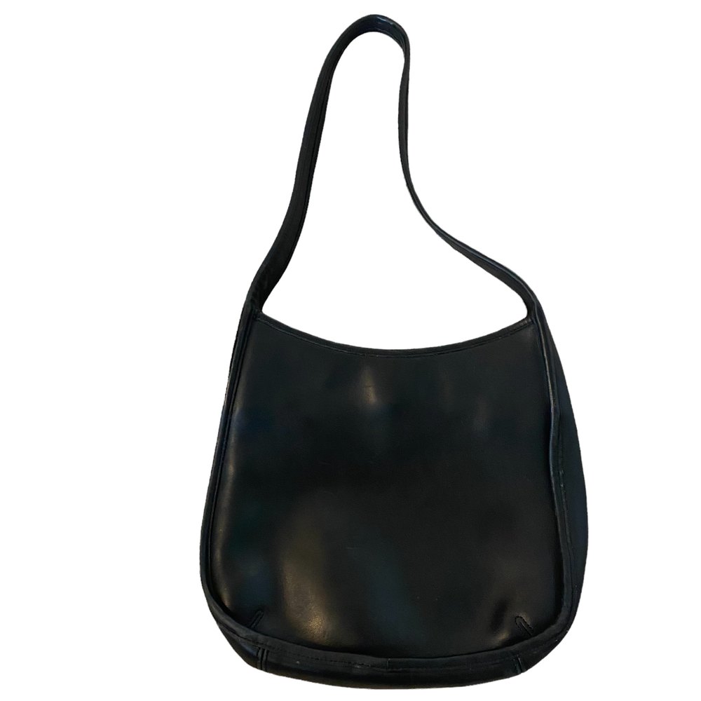 Vintage Coach Black Leather Shoulder Bag